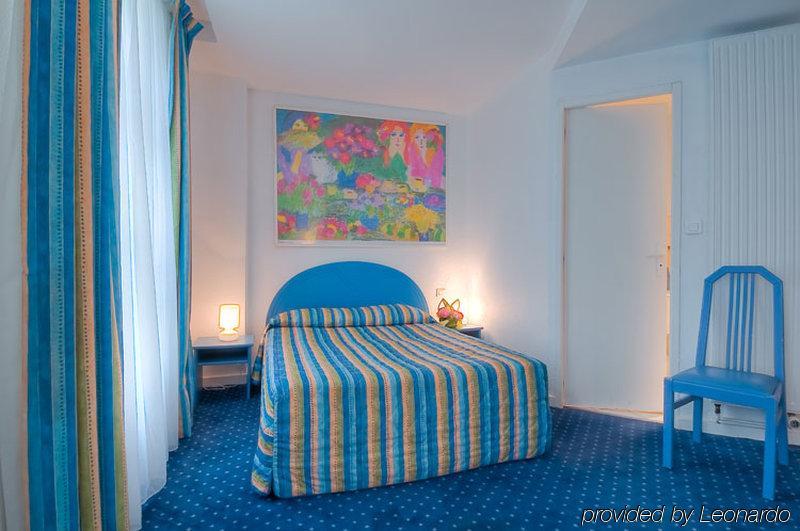 Hotel Croix De Malte Paříž Pokoj fotografie
