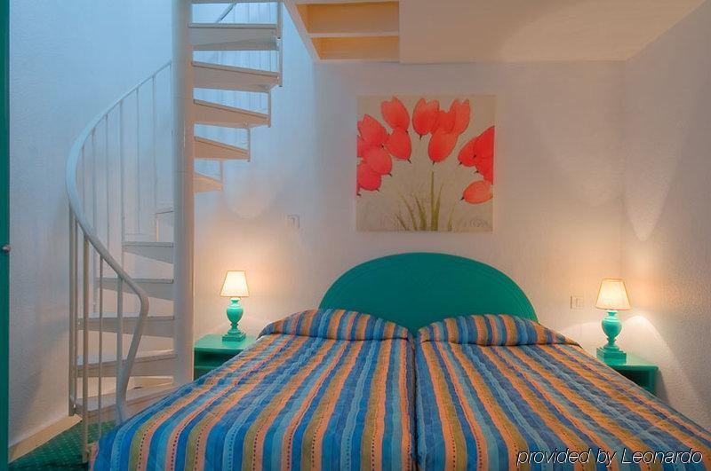 Hotel Croix De Malte Paříž Pokoj fotografie